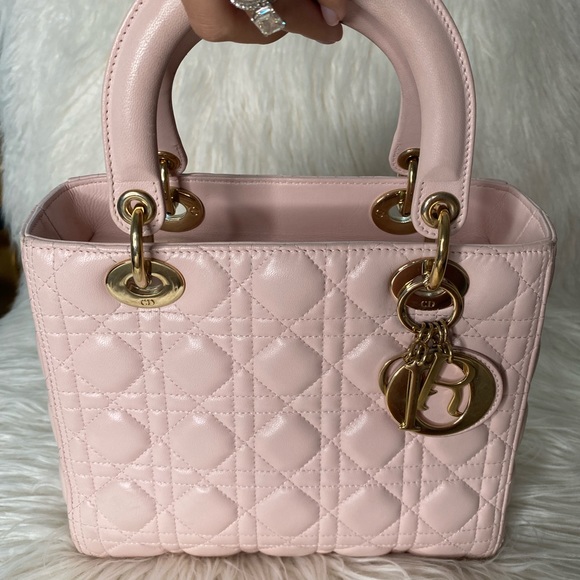 Lady Dior handbag - Picture 3 of 17